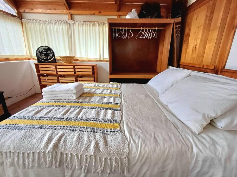 Cozy Apartment, Near Boat Dock *